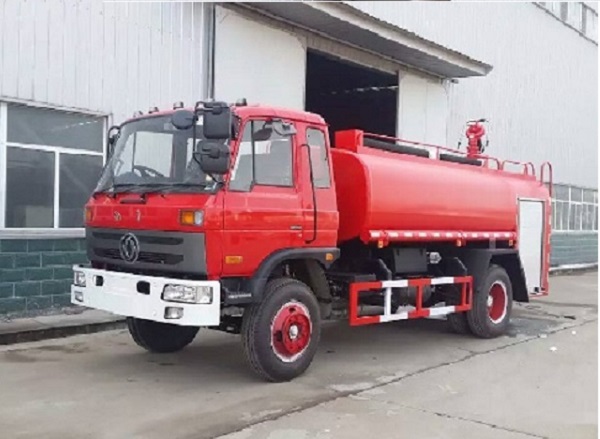 東風(fēng)10噸消防灑水車
