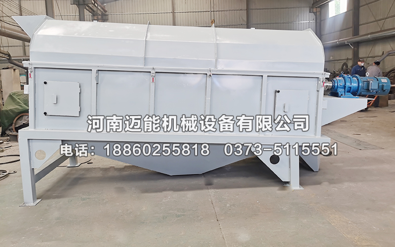 石墨滾筒篩已發(fā)貨廣西南寧<div   id=