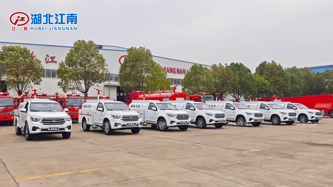 慶鈴四驅(qū)1立方灑水車(chē)小批量交付…